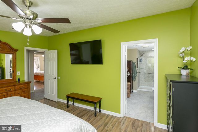 6529 MIDDLEWAY PIKE, Kearneysville, WV 25430