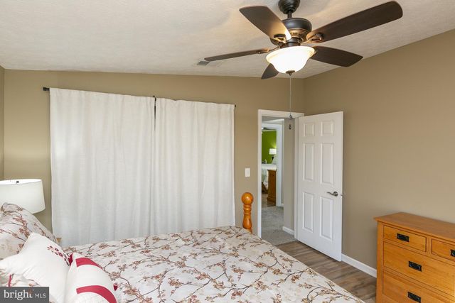 6529 MIDDLEWAY PIKE, Kearneysville, WV 25430