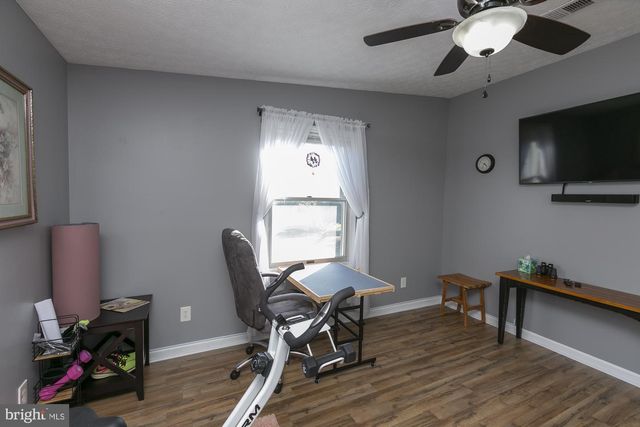 6529 MIDDLEWAY PIKE, Kearneysville, WV 25430
