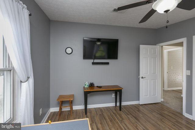 6529 MIDDLEWAY PIKE, Kearneysville, WV 25430