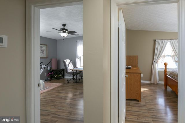 6529 MIDDLEWAY PIKE, Kearneysville, WV 25430