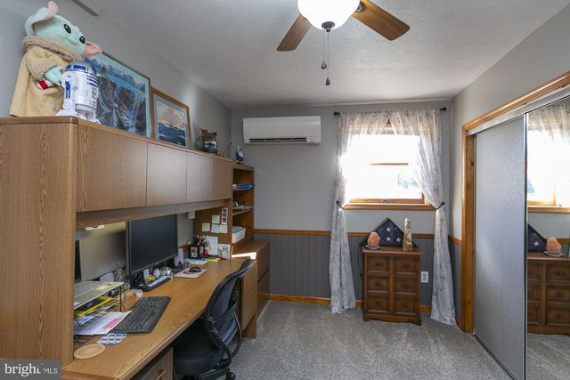 6529 MIDDLEWAY PIKE, Kearneysville, WV 25430