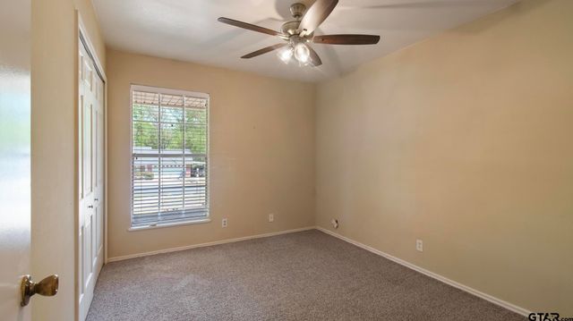 311 Savannah Dr, Tyler, TX 75703