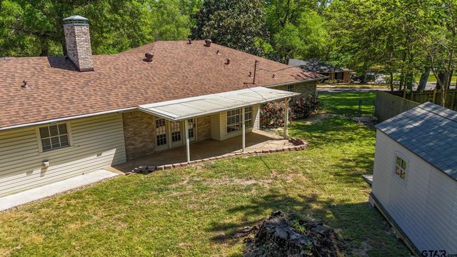 311 Savannah Dr, Tyler, TX 75703