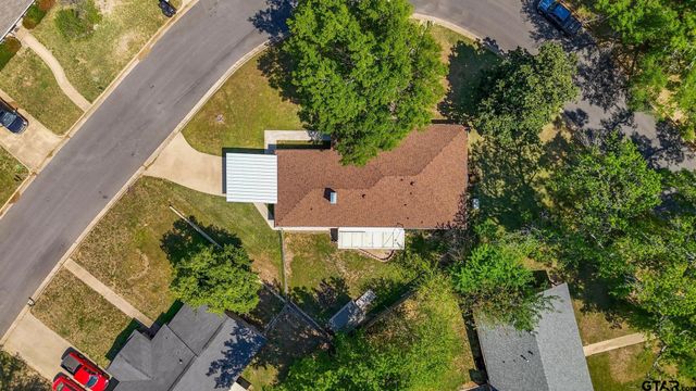 311 Savannah Dr, Tyler, TX 75703