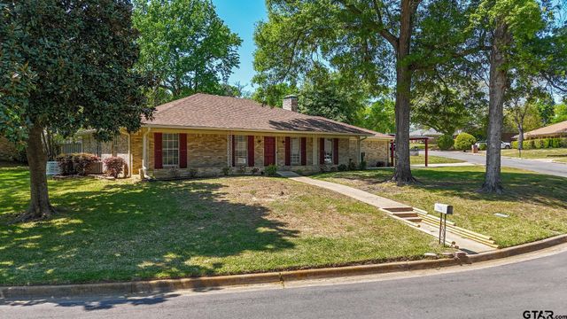 311 Savannah Dr, Tyler, TX 75703