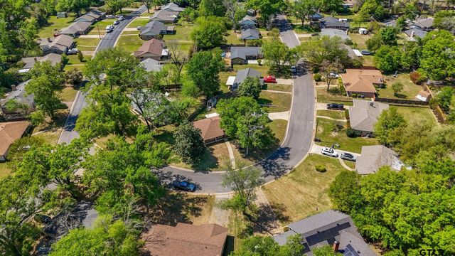 311 Savannah Dr, Tyler, TX 75703