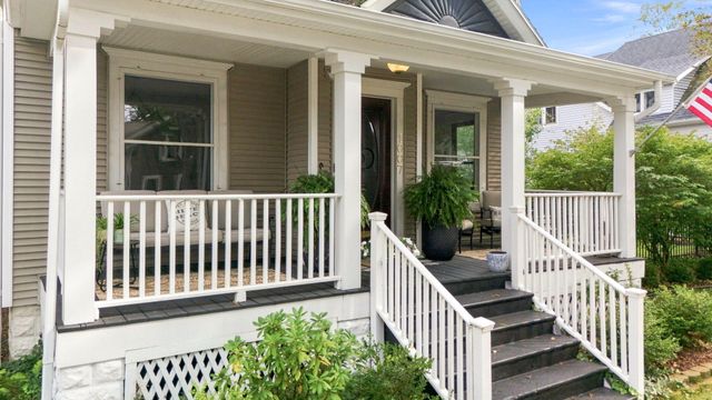 1007 State Street, St. Joseph, MI 49085