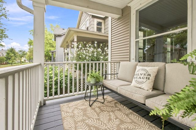 1007 State Street, St. Joseph, MI 49085