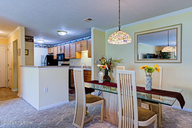 10401 Trotters Pointe Dr 102, Louisville, KY 40241