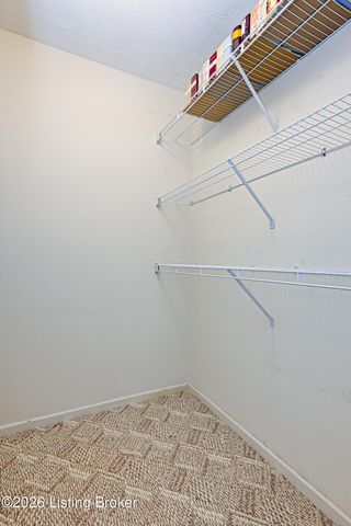 10401 Trotters Pointe Dr 102, Louisville, KY 40241