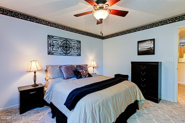 10401 Trotters Pointe Dr 102, Louisville, KY 40241