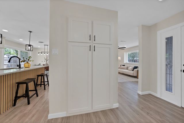 2505 Hollywood Drive, Arlington, TX 76013