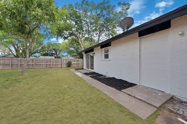 2505 Hollywood Drive, Arlington, TX 76013