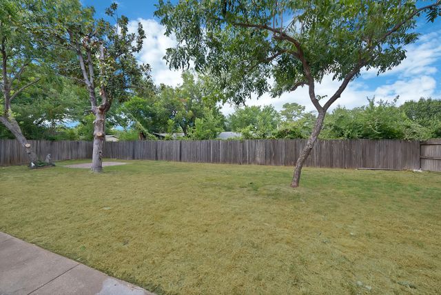2505 Hollywood Drive, Arlington, TX 76013