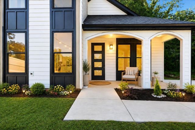 579 Bee Street, Spartanburg, SC 29301