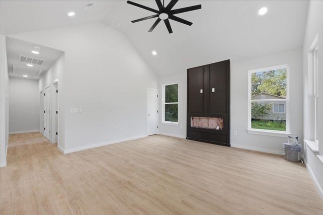 579 Bee Street, Spartanburg, SC 29301