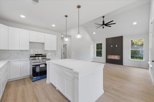 579 Bee Street, Spartanburg, SC 29301