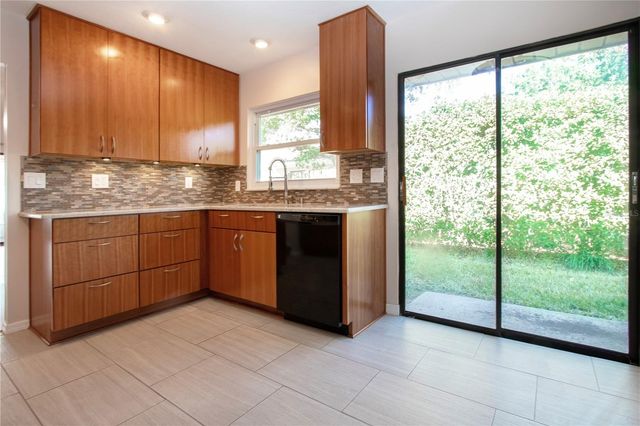 1733 ATRIUM DRIVE, Sun City Center, FL 33573