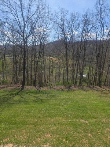 271 Estes Road, Clay City, KY 40312