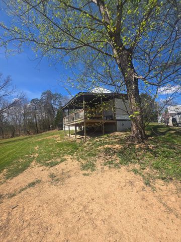 271 Estes Road, Clay City, KY 40312
