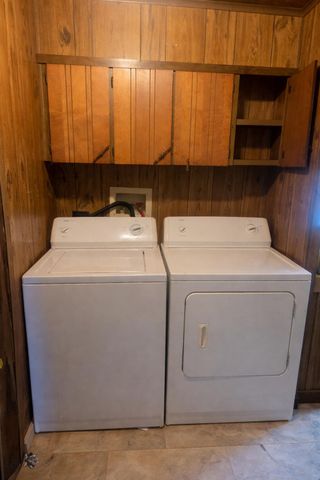 271 Estes Road, Clay City, KY 40312