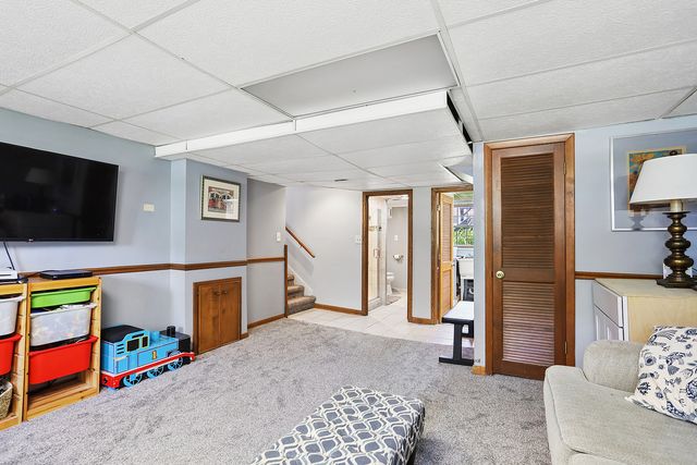 523 W Winchester Road, Chicago Heights, IL 60411