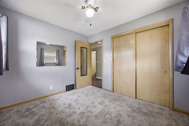 2916 Schultz Drive NW, Cedar Rapids, IA 52405