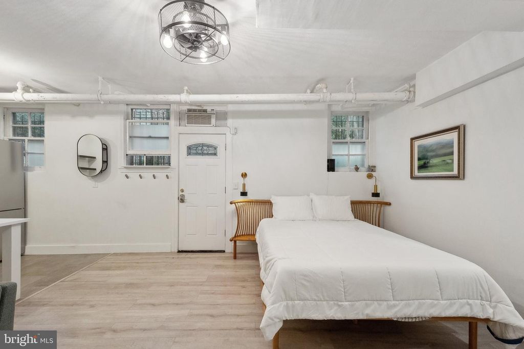 3039 MACOMB ST NW #3A, Washington, DC 20008