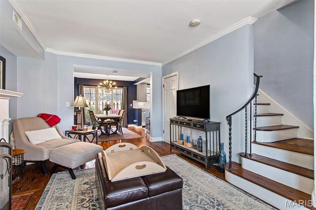 821 Westwood Drive 1S, Clayton, MO 63105