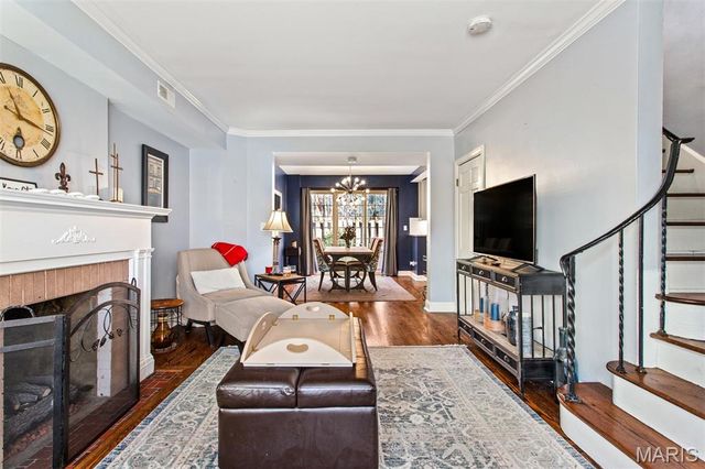 821 Westwood Drive 1S, Clayton, MO 63105