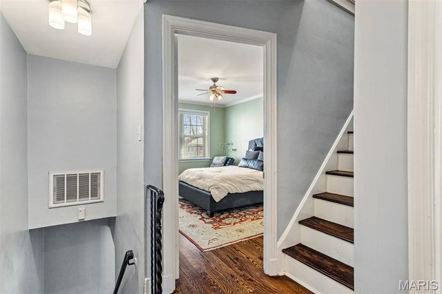 821 Westwood Drive 1S, Clayton, MO 63105