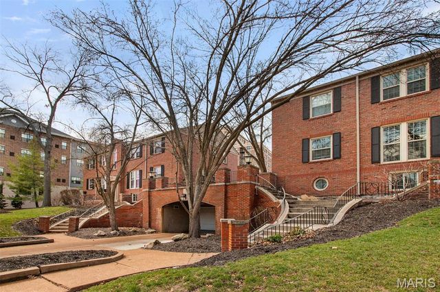 821 Westwood Drive 1S, Clayton, MO 63105