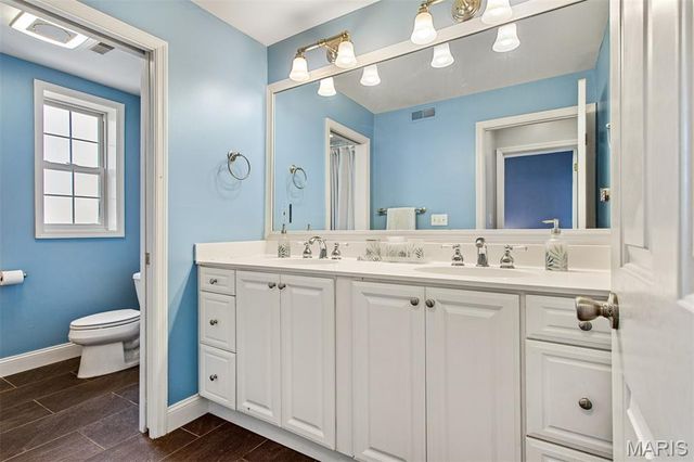 821 Westwood Drive 1S, Clayton, MO 63105