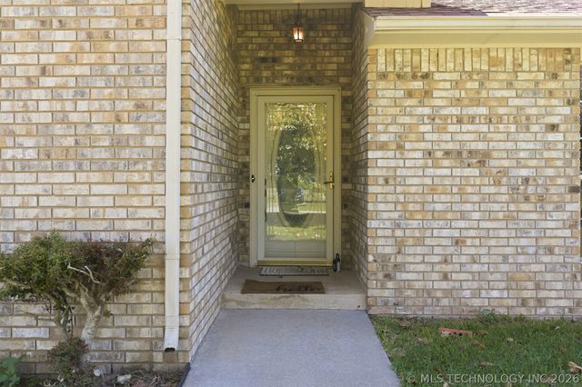1922 S Plainview, Ardmore, OK 73401