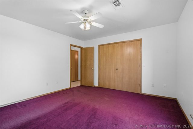 1922 S Plainview, Ardmore, OK 73401