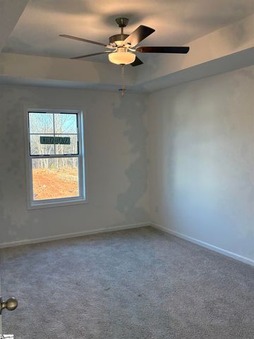 5090 Sunnycreek Drive, Boiling Springs, SC 29316