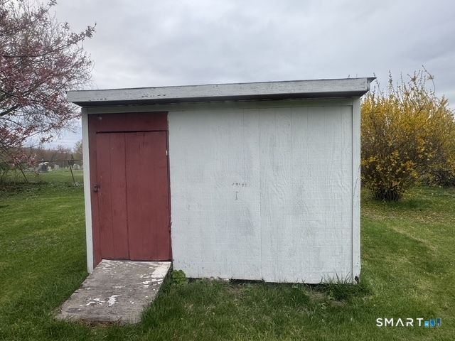 21 Northwood Street, Enfield, CT 06082