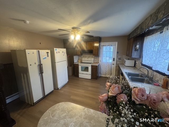 21 Northwood Street, Enfield, CT 06082