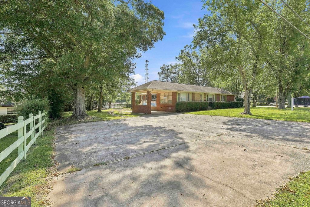 901 Senoia Road, Tyrone, GA 30290 — photo 2