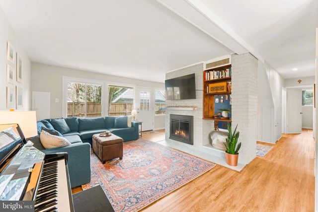 1806 TILTON DR, Silver Spring, MD 20902