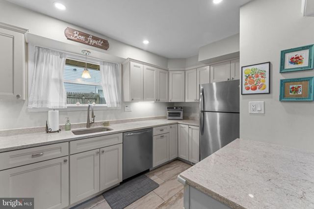 1806 TILTON DR, Silver Spring, MD 20902