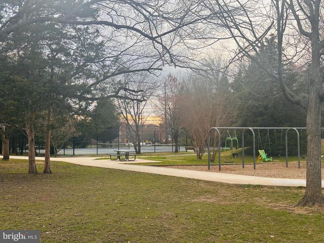 1806 TILTON DR, Silver Spring, MD 20902