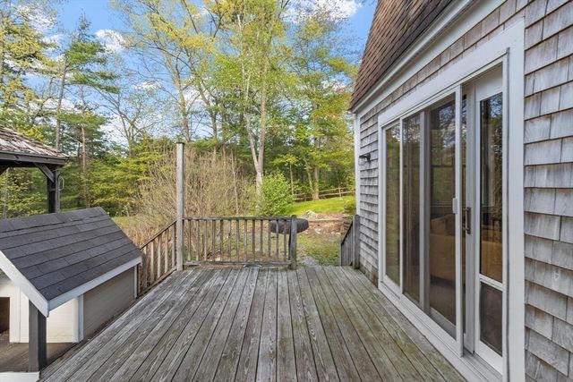 215 Wethersfield Street, Rowley, MA 01969