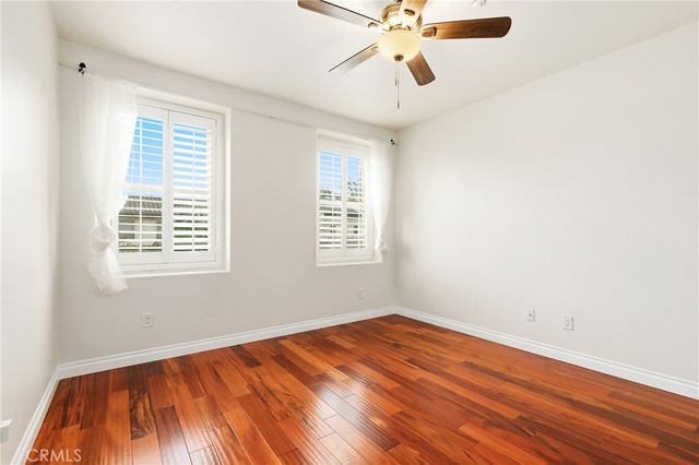 2925 W Edinger Avenue, Santa Ana, CA 92704