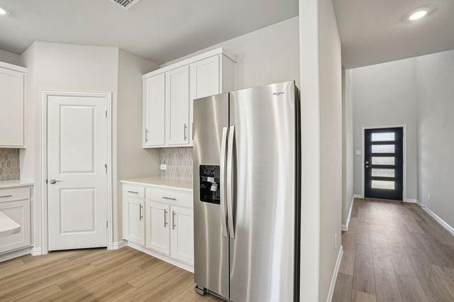 2126 Longchamp Lane, Seagoville, TX 75159