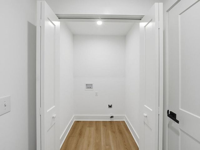 2619 Delhi Road, North Charleston, SC 29406