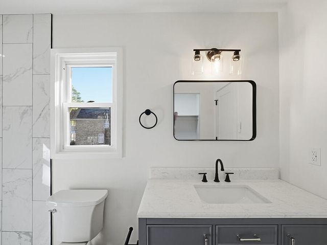 2619 Delhi Road, North Charleston, SC 29406