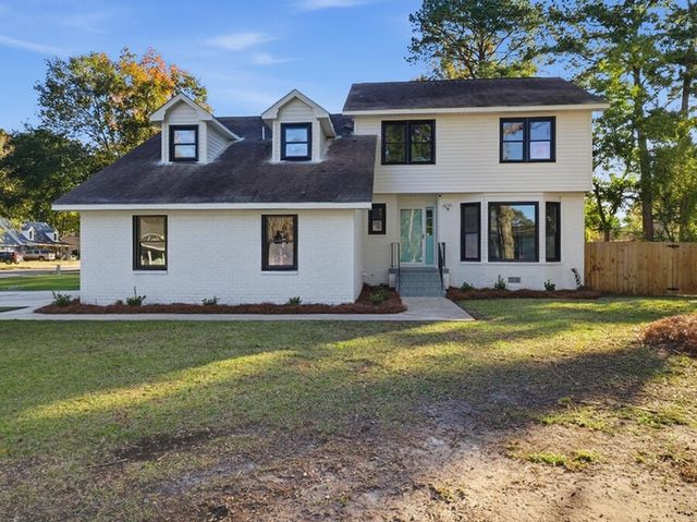 2619 Delhi Road, North Charleston, SC 29406