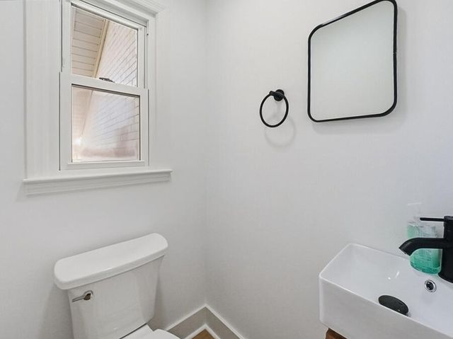 2619 Delhi Road, North Charleston, SC 29406